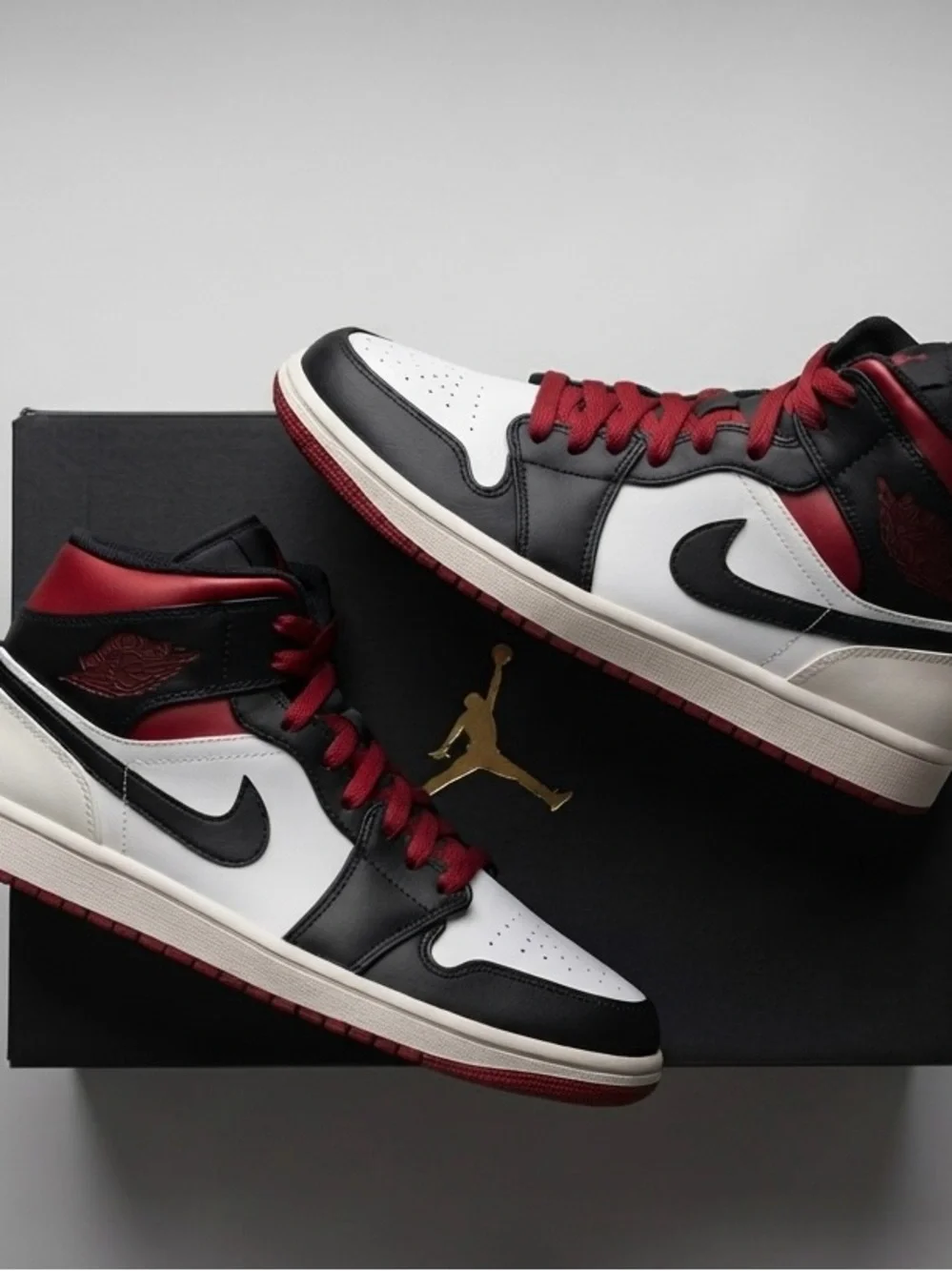 Jordan iconic high